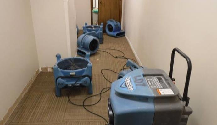 water-extraction-with-equipment